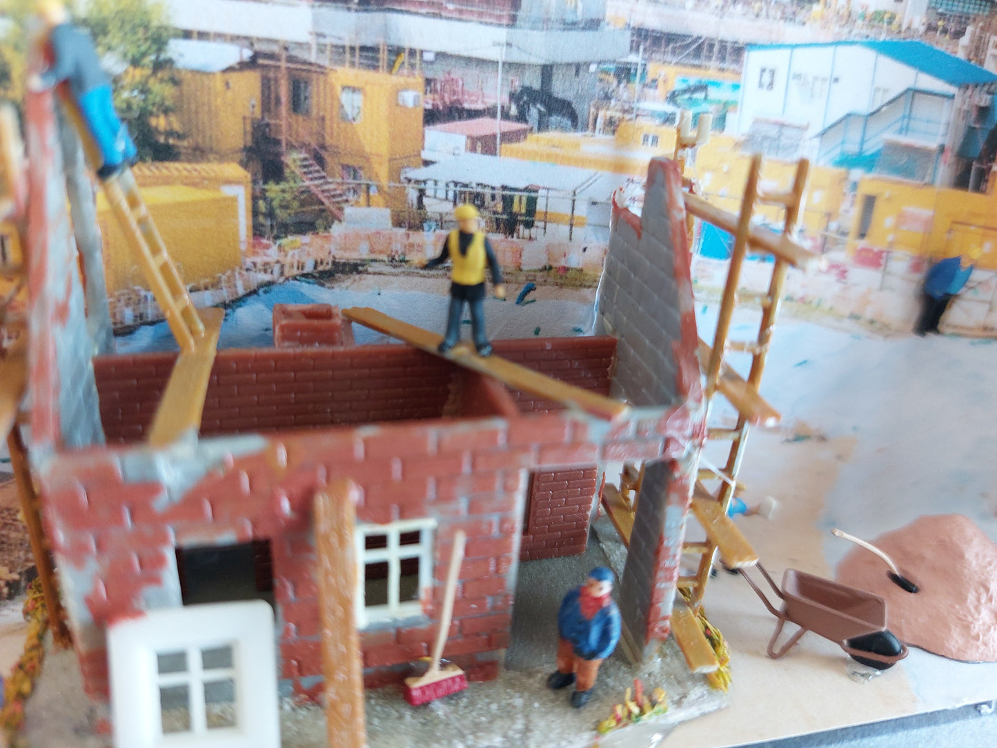 "Neues Heim" - 3D-Miniatur-Box Baustelle